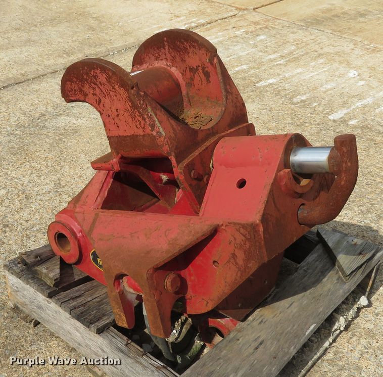 image for item EV9680 Wain Roy Tool hitch swinger coupler