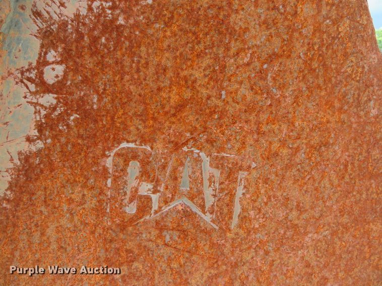 image for item EV9681 (2) Caterpillar buckets