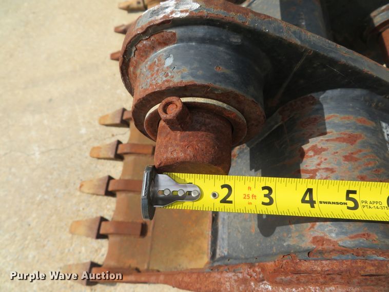 image for item EV9681 (2) Caterpillar buckets