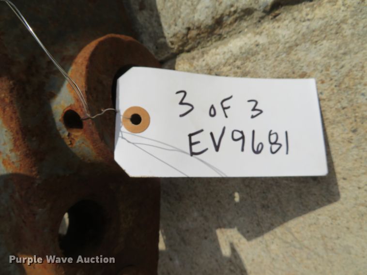 image for item EV9681 (2) Caterpillar buckets