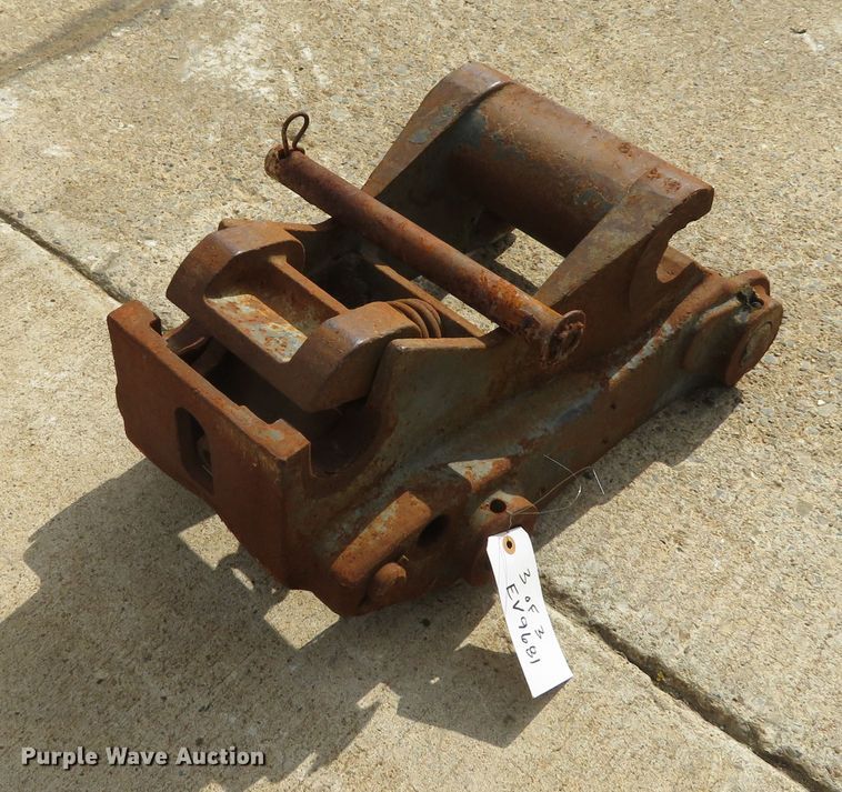 image for item EV9681 (2) Caterpillar buckets