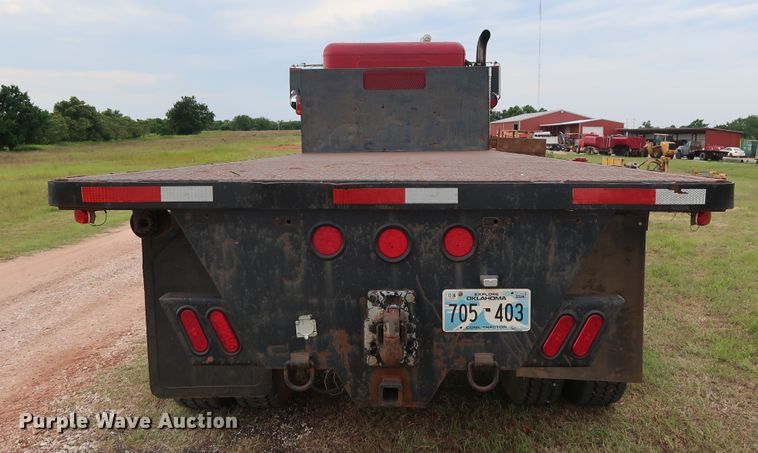 image for item FE9691 1990 Freightliner FLD flatbed truck