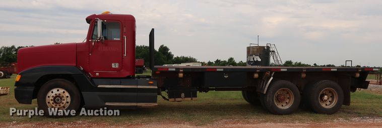 image for item FE9691 1990 Freightliner FLD flatbed truck