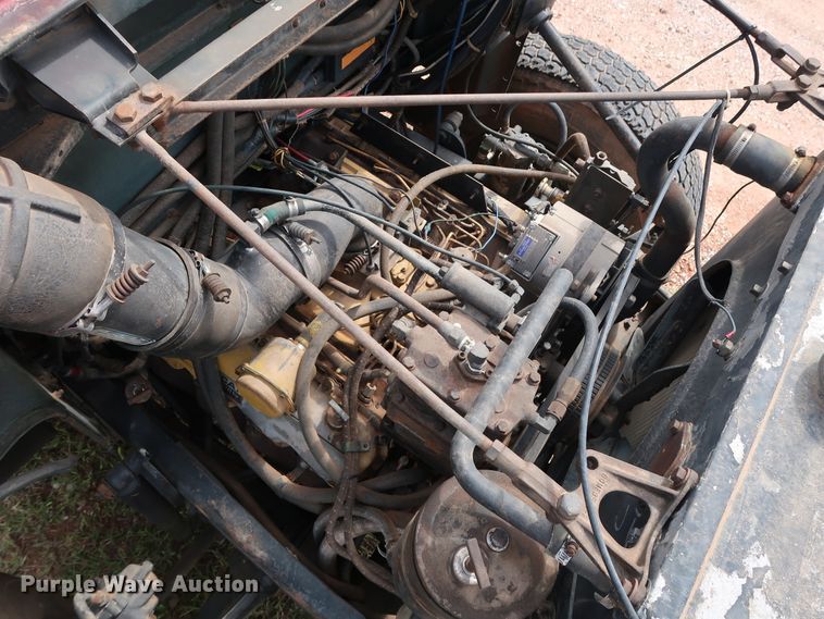 image for item FE9692 1982 Mack DM492S tank truck