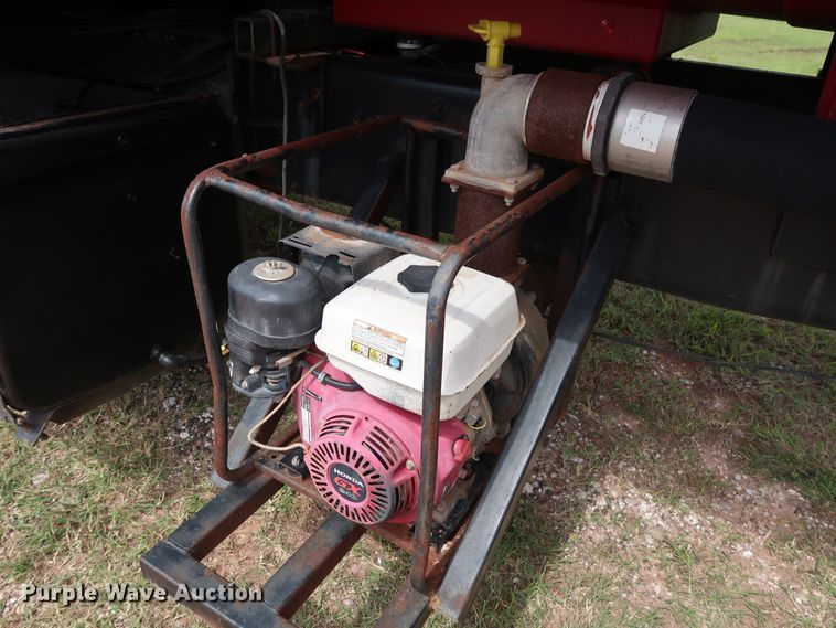 image for item FE9692 1982 Mack DM492S tank truck