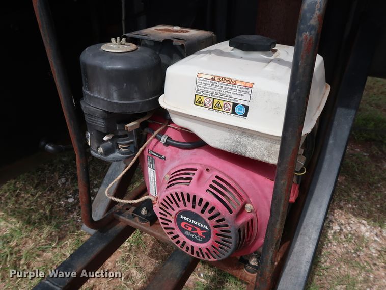 image for item FE9692 1982 Mack DM492S tank truck