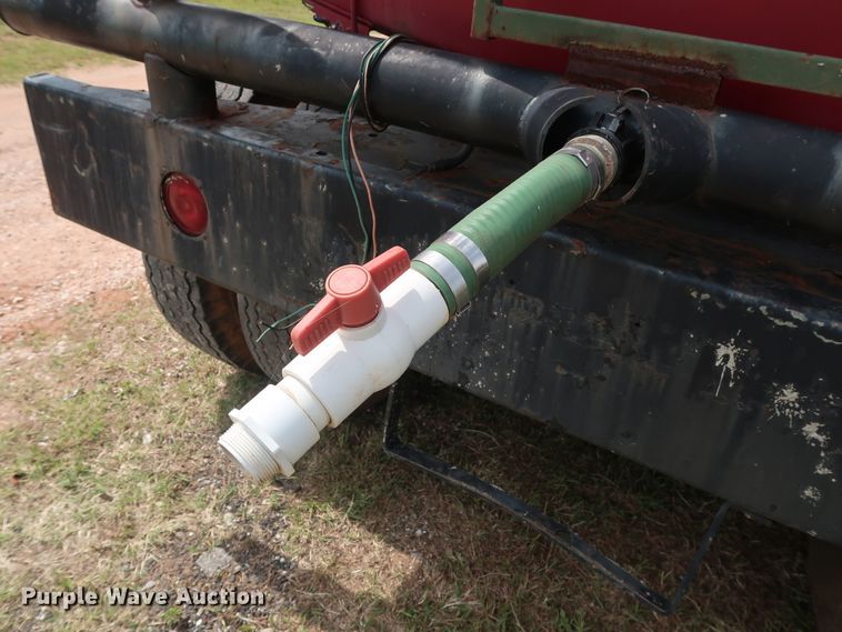 image for item FE9692 1982 Mack DM492S tank truck