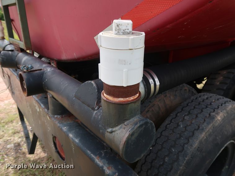 image for item FE9692 1982 Mack DM492S tank truck