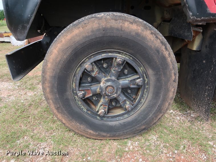 image for item FE9692 1982 Mack DM492S tank truck