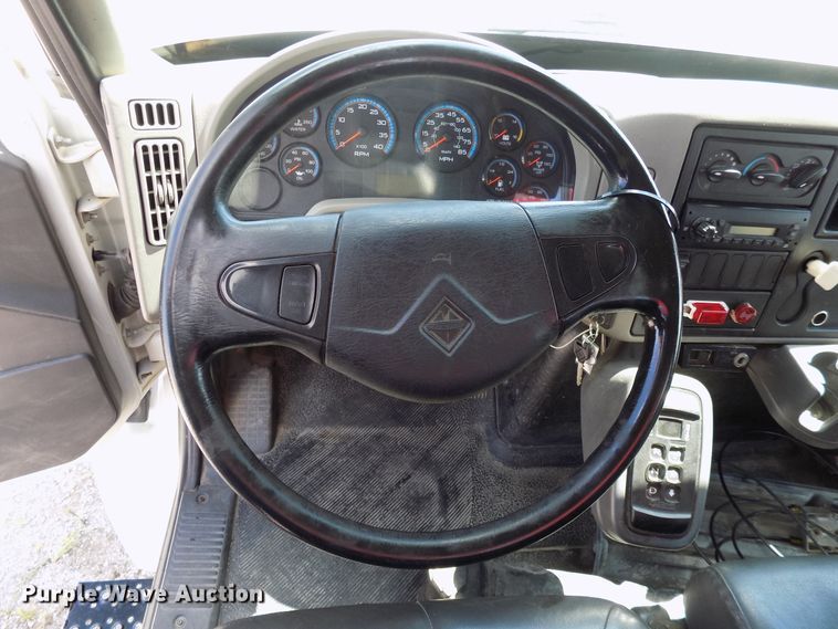 image for item FI9903 2013 International 4300 flatbed truck