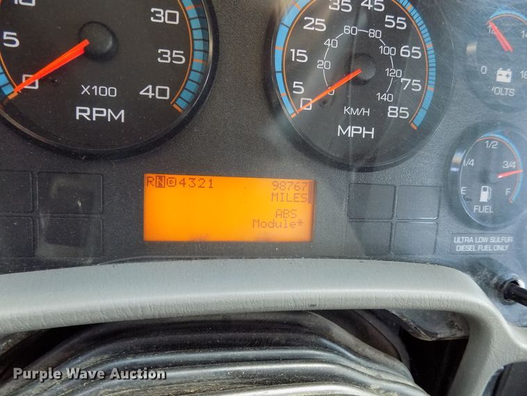 image for item FI9903 2013 International 4300 flatbed truck