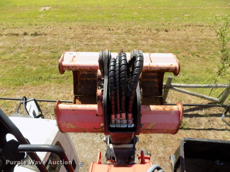 image for item FI9903 2013 International 4300 flatbed truck