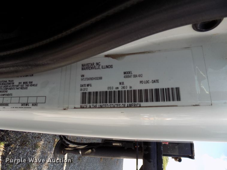 image for item FI9903 2013 International 4300 flatbed truck