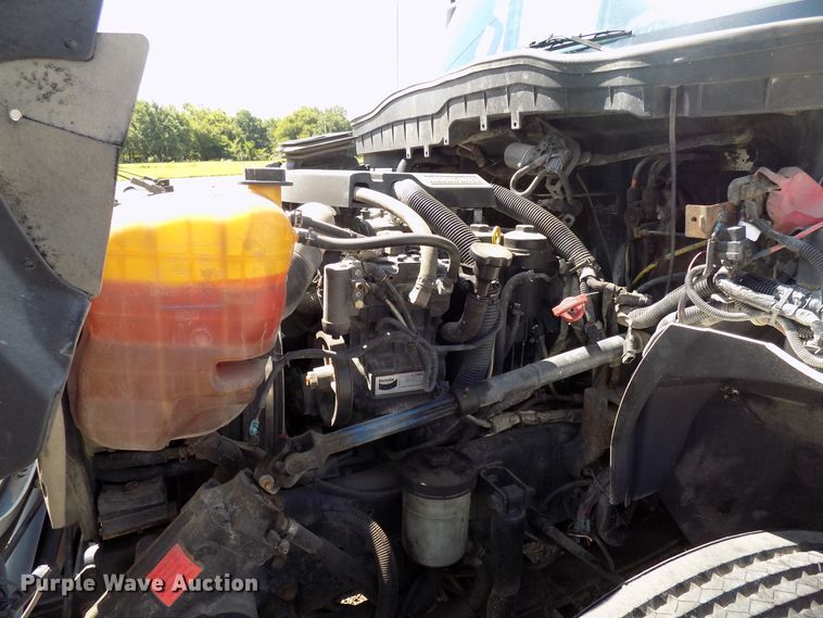 image for item FI9903 2013 International 4300 flatbed truck