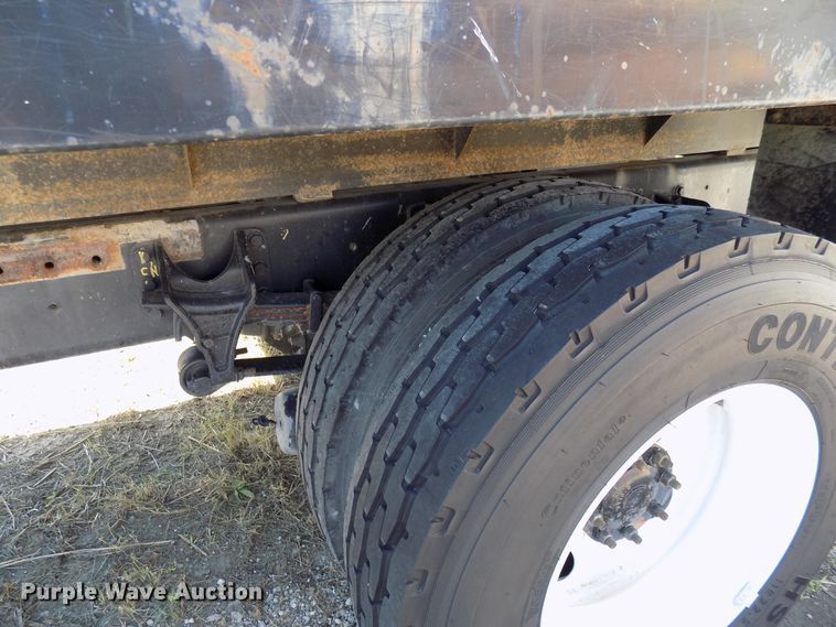 image for item FI9903 2013 International 4300 flatbed truck