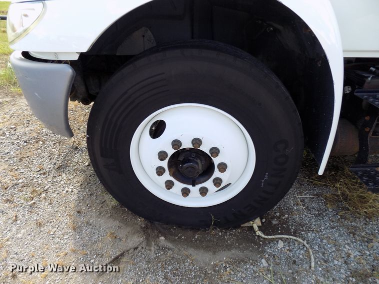 image for item FI9903 2013 International 4300 flatbed truck