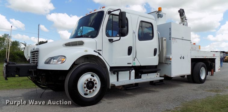 image for item FI9906 2007 Freightliner Business Class M2 service truck