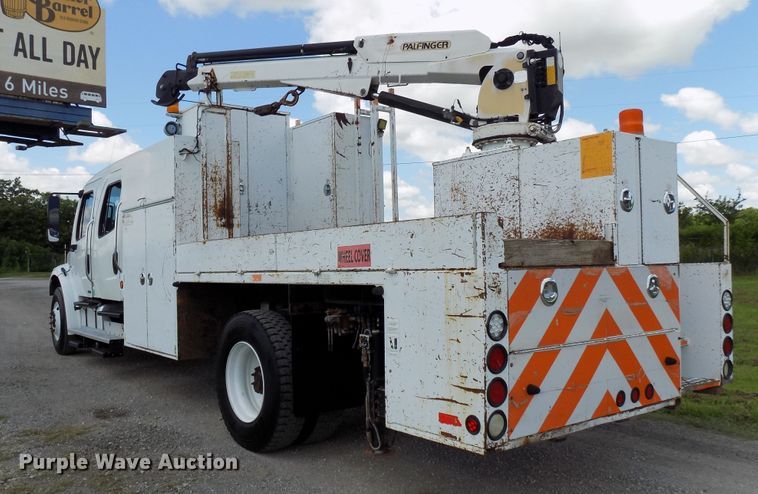 image for item FI9906 2007 Freightliner Business Class M2 service truck