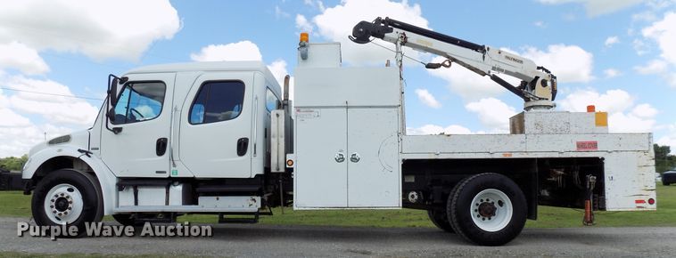 image for item FI9906 2007 Freightliner Business Class M2 service truck