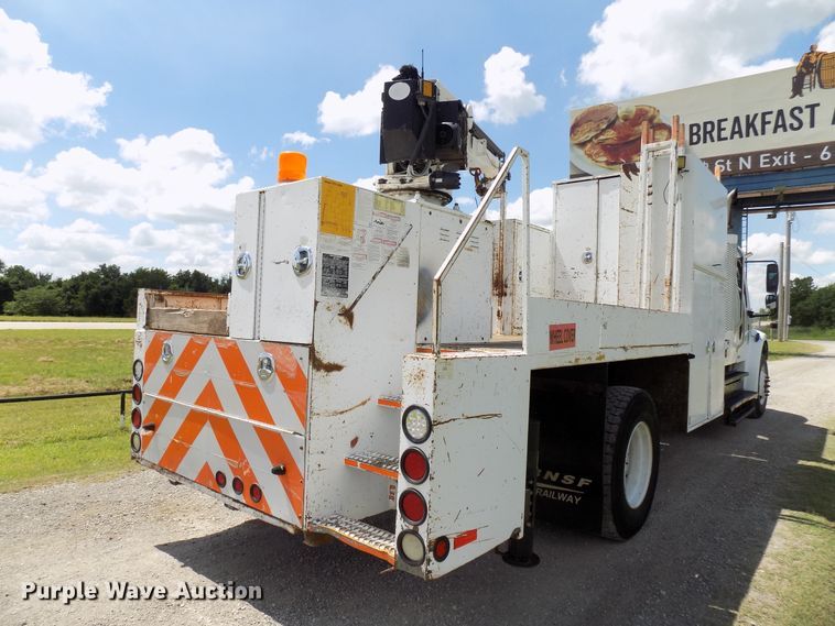 image for item FI9906 2007 Freightliner Business Class M2 service truck