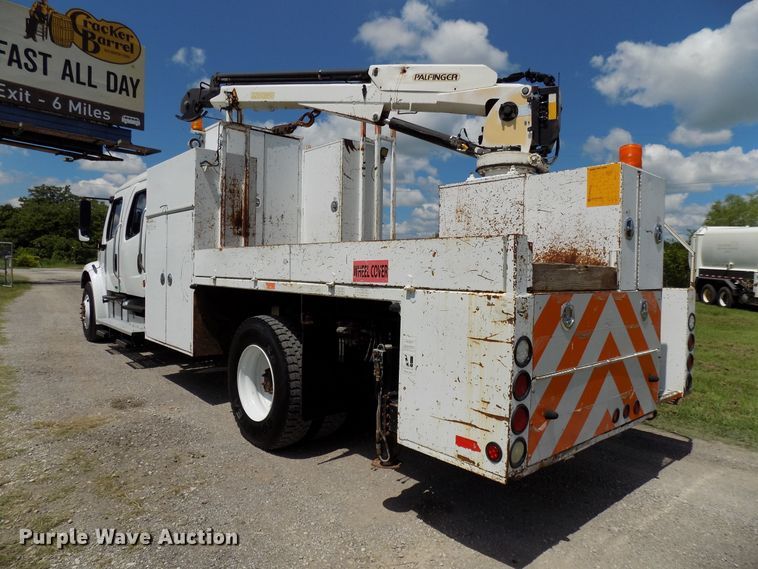 image for item FI9906 2007 Freightliner Business Class M2 service truck