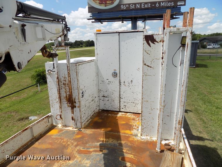 image for item FI9906 2007 Freightliner Business Class M2 service truck