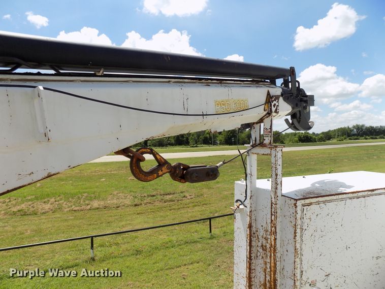 image for item FI9906 2007 Freightliner Business Class M2 service truck