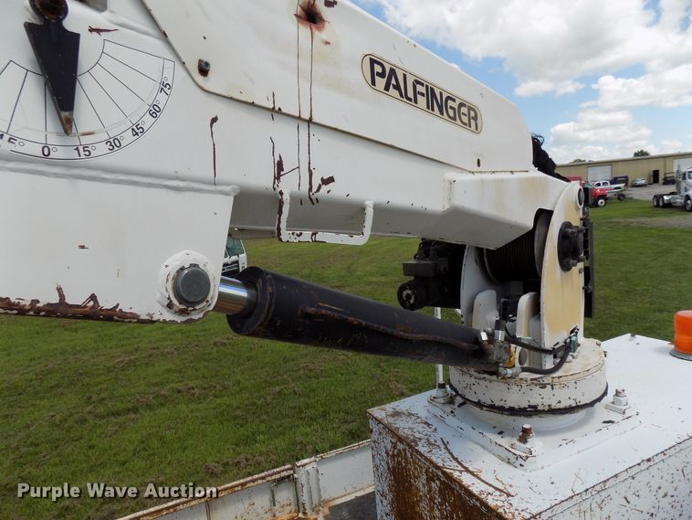 image for item FI9906 2007 Freightliner Business Class M2 service truck