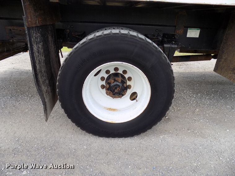 image for item FI9906 2007 Freightliner Business Class M2 service truck