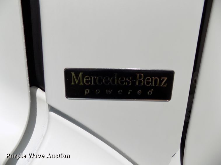 image for item FI9906 2007 Freightliner Business Class M2 service truck