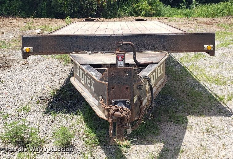 image for item FL9033 2006 Big Tex 20PH equipment trailer