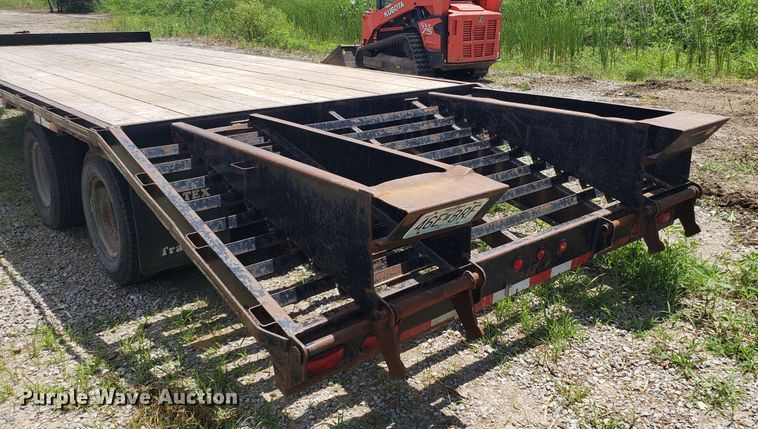 image for item FL9033 2006 Big Tex 20PH equipment trailer