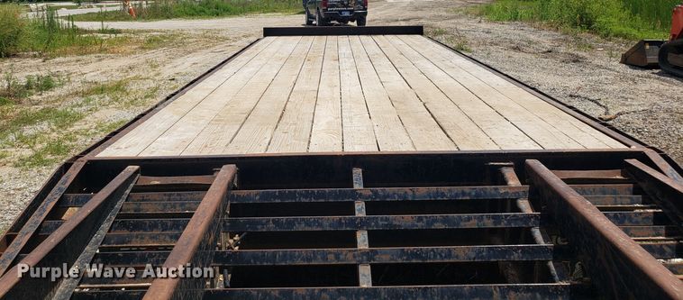 image for item FL9033 2006 Big Tex 20PH equipment trailer