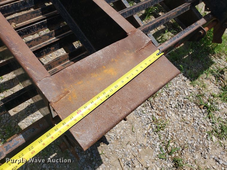 image for item FL9033 2006 Big Tex 20PH equipment trailer