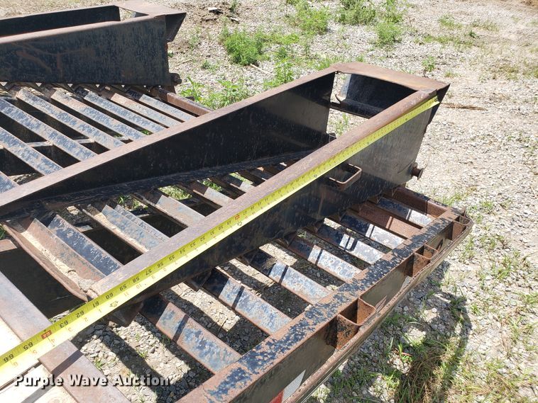 image for item FL9033 2006 Big Tex 20PH equipment trailer