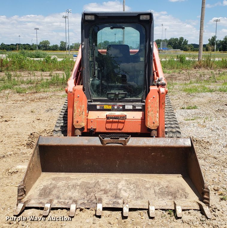 image for item FL9034 2013 Kubota SVL75 skid steer