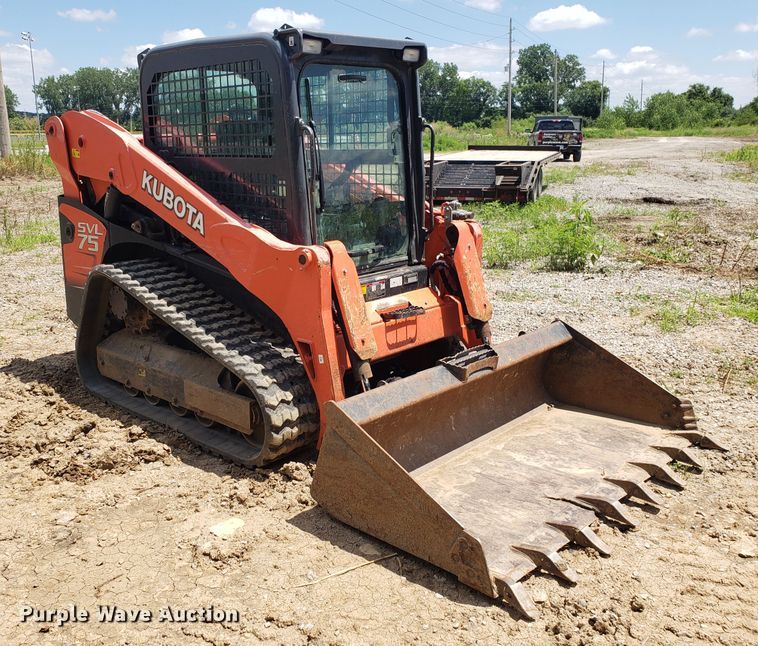 image for item FL9034 2013 Kubota SVL75 skid steer