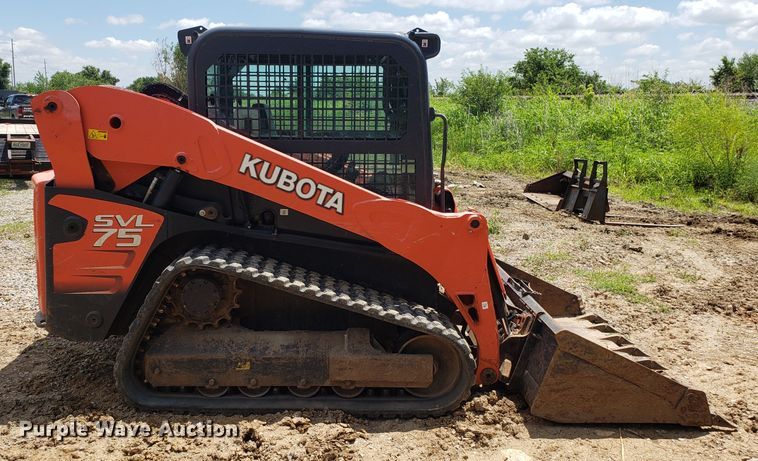 image for item FL9034 2013 Kubota SVL75 skid steer
