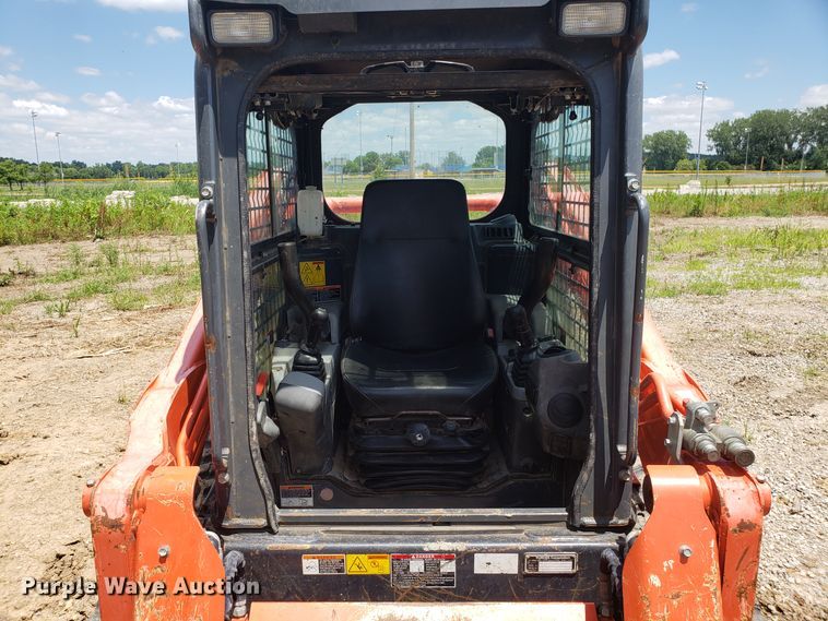 image for item FL9034 2013 Kubota SVL75 skid steer
