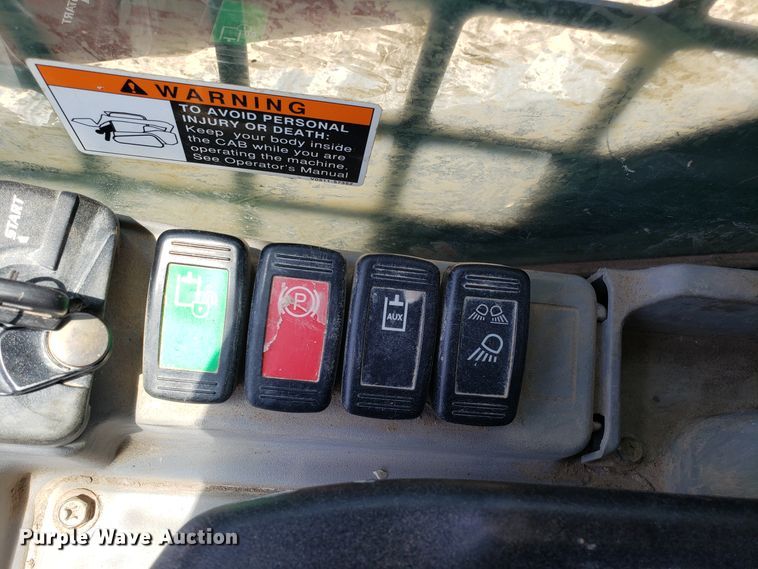 image for item FL9034 2013 Kubota SVL75 skid steer