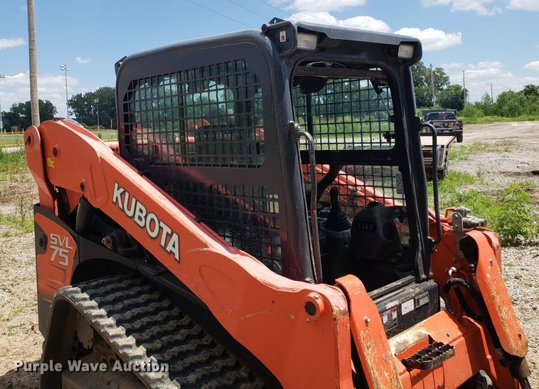 image for item FL9034 2013 Kubota SVL75 skid steer