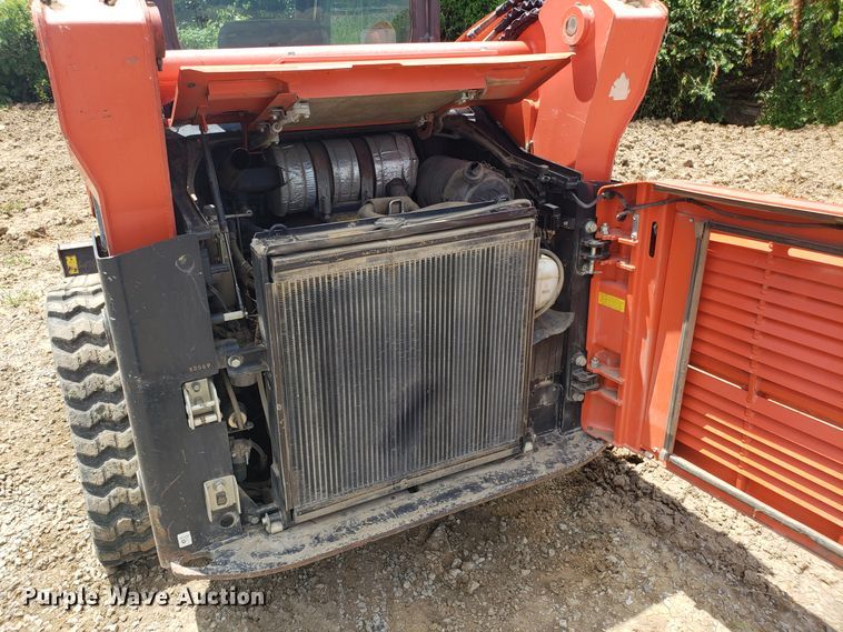 image for item FL9034 2013 Kubota SVL75 skid steer