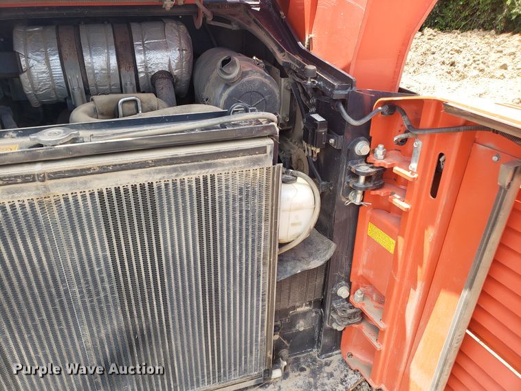 image for item FL9034 2013 Kubota SVL75 skid steer