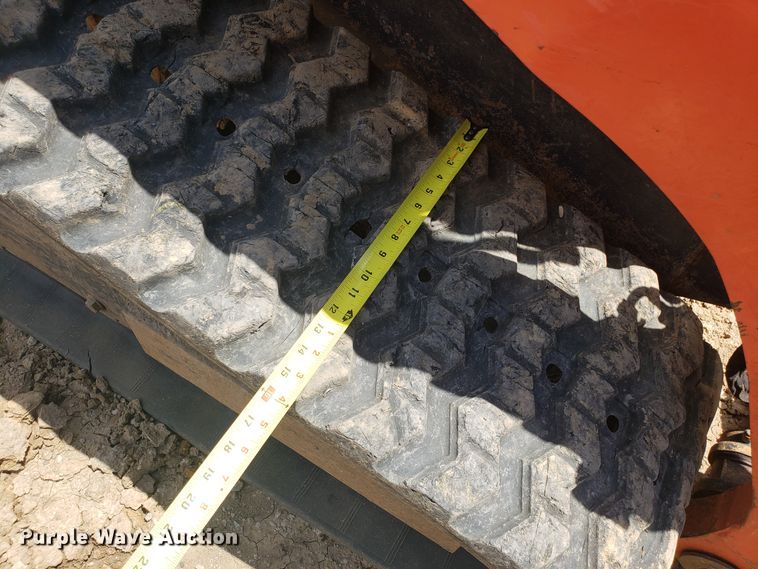 image for item FL9034 2013 Kubota SVL75 skid steer