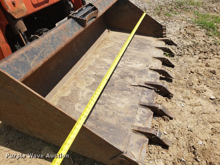 image for item FL9034 2013 Kubota SVL75 skid steer