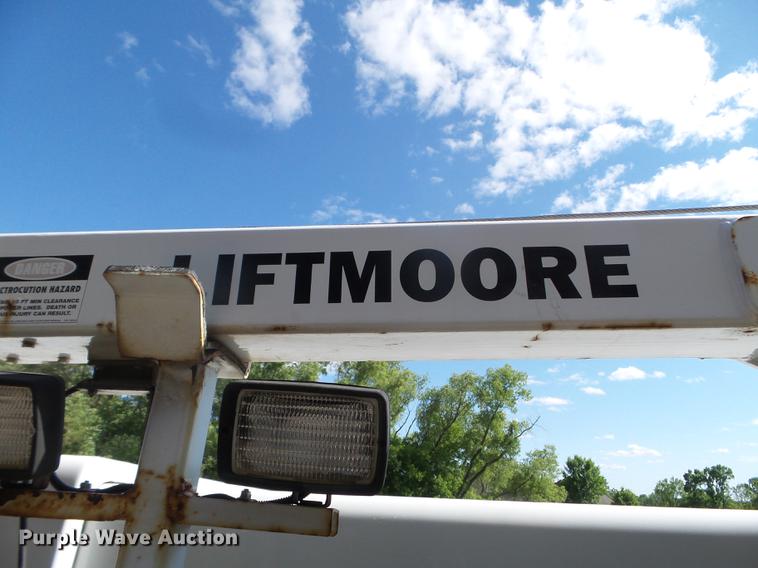 image for item FM9386 2009 Ford F550 Super Duty service truck with crane