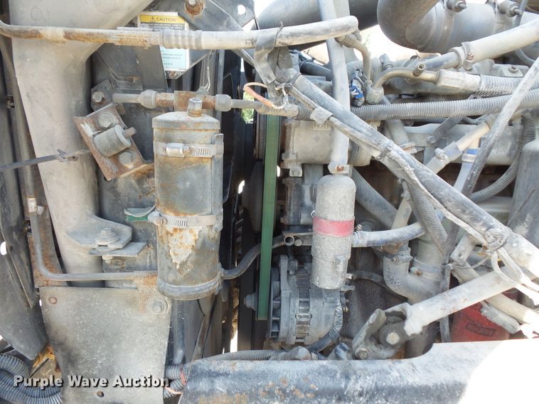 image for item FM9665 2005 Mack CV713 ready mix truck