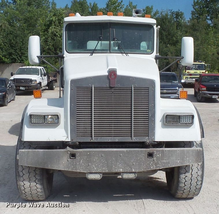 image for item FM9667 2001 Kenworth W900 ready mix truck