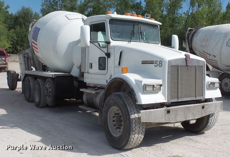 image for item FM9667 2001 Kenworth W900 ready mix truck