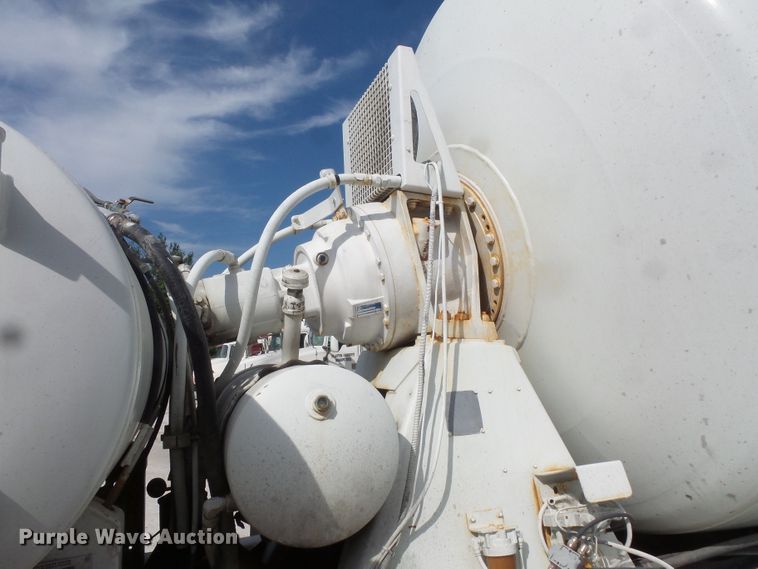 image for item FM9667 2001 Kenworth W900 ready mix truck